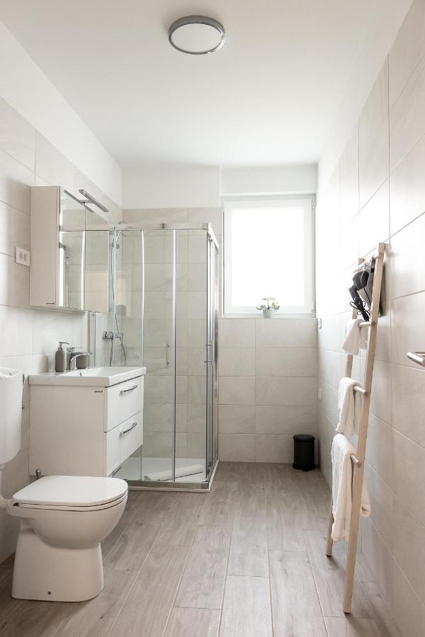 Hisa Bianca Apartments Koper Buitenkant foto